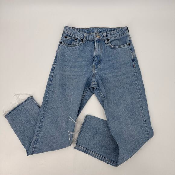 Topshop Light Wash Denim Raw Hem Straight Leg Jeans Womens Size 26/32 Mid Rise - Picture 4 of 9